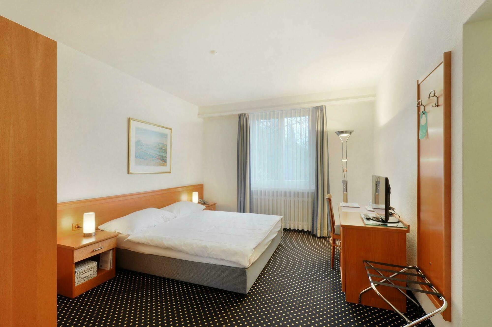 Bellevue - Contactless Self Check-In Hotel Lucerne Bagian luar foto