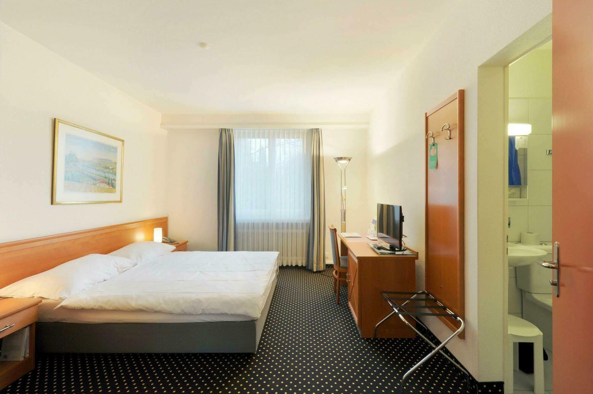 Bellevue - Contactless Self Check-In Hotel Lucerne Bagian luar foto